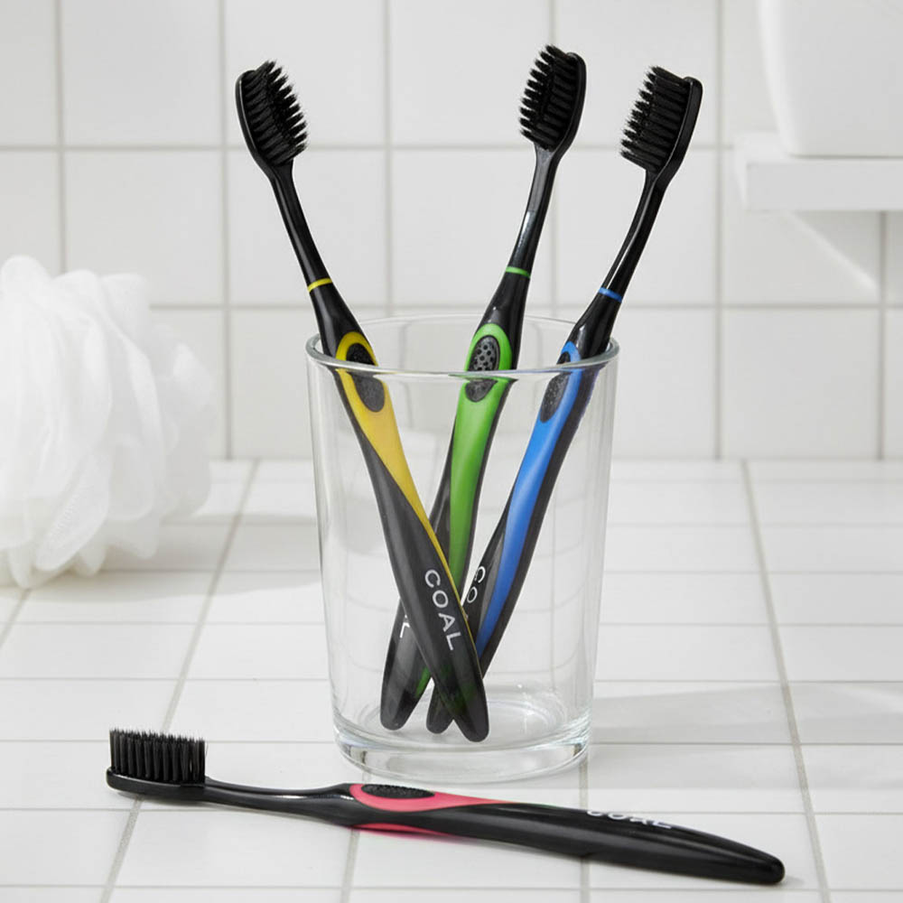 이브차콜 잇몸 보호 이중모 숯칫솔 블랙, 4개입